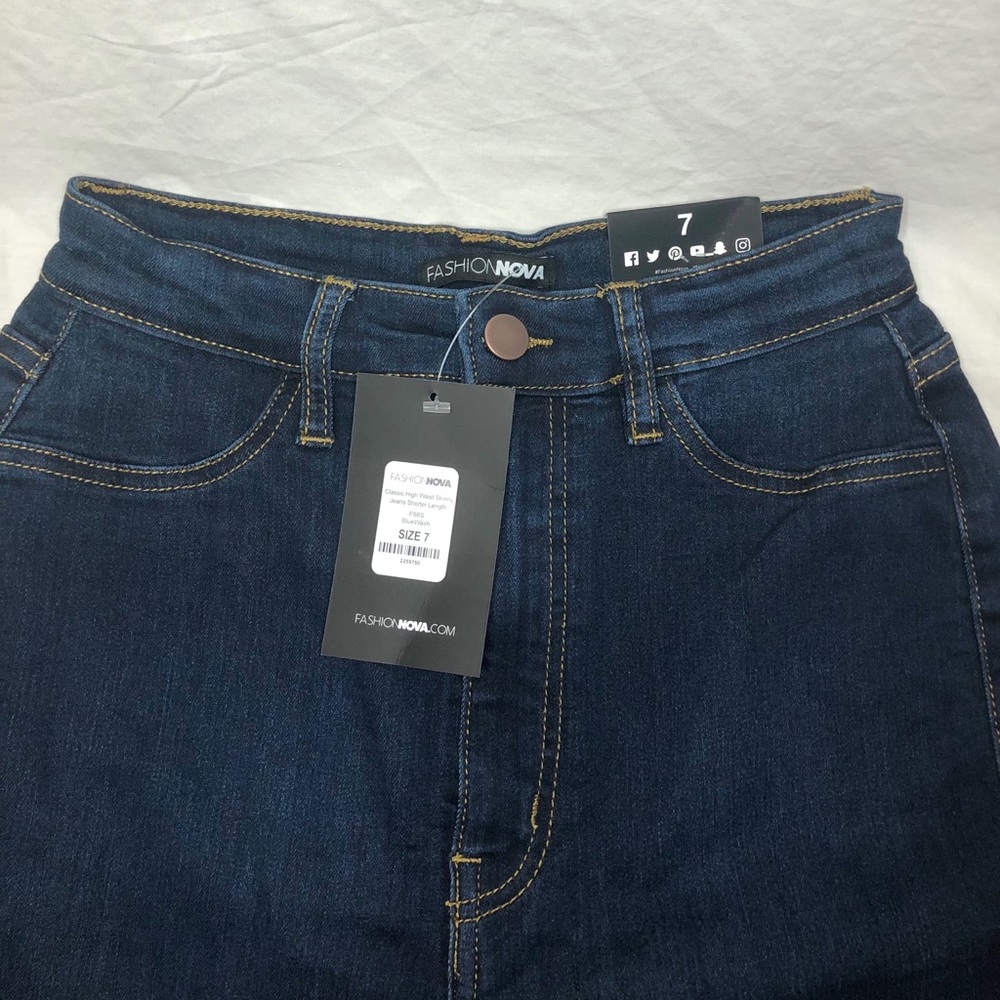 Fashion Nova High Waisted Jeans (Shorter Length)